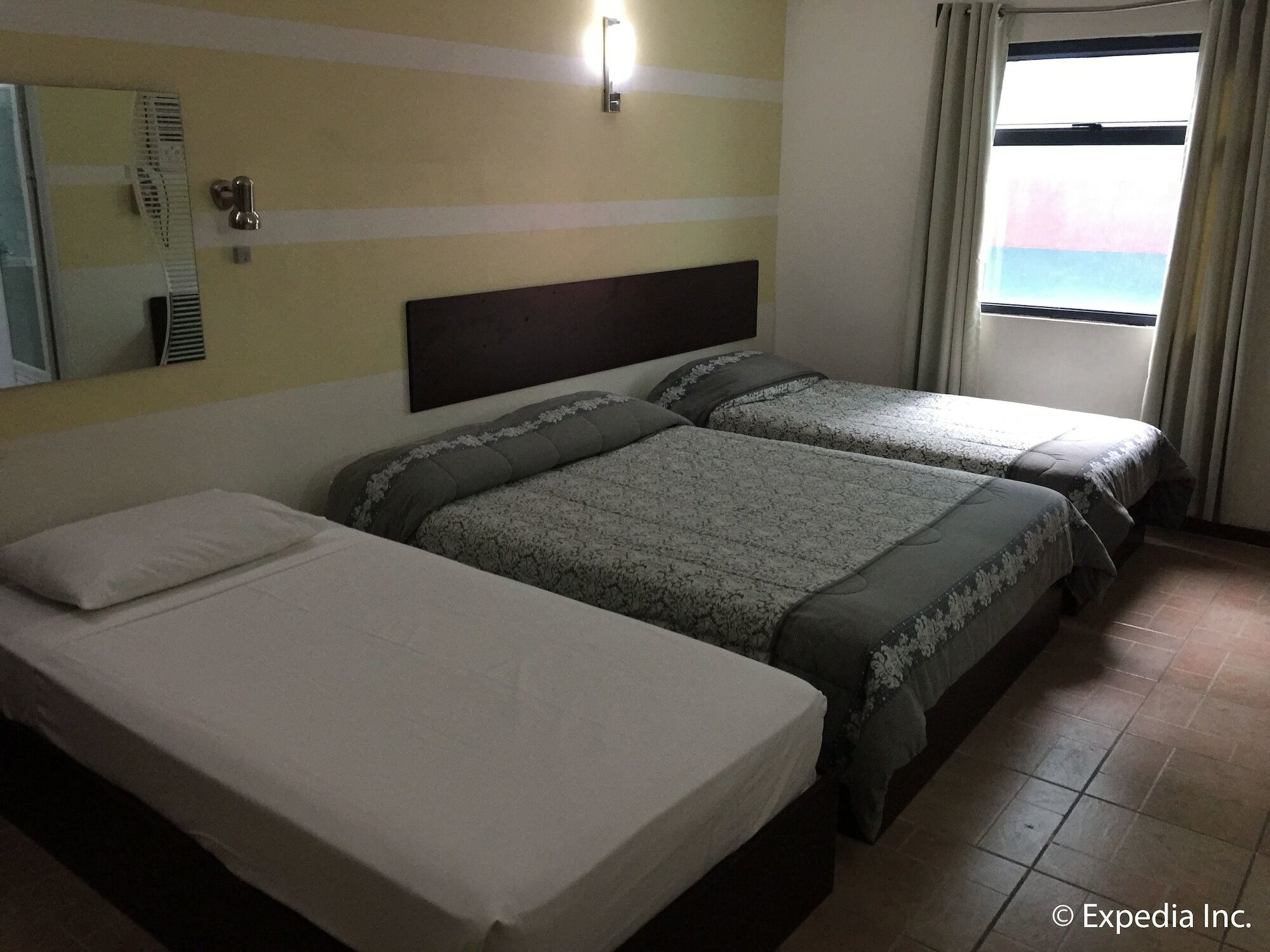 Metro Park Hotel Mandaue Cebu Екстер'єр фото